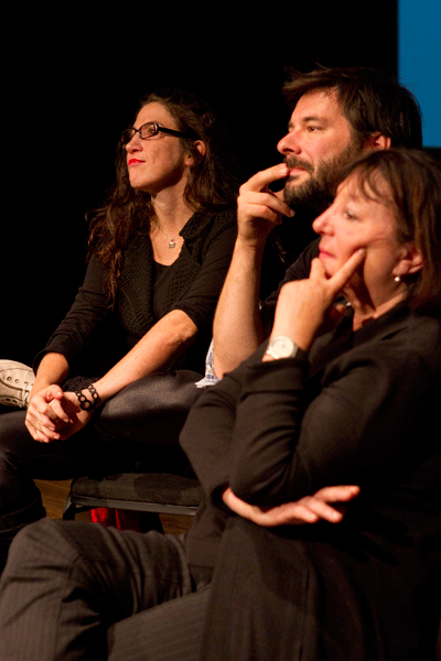Sabrina Nudeliman, Matthew Meschery y Monique Simard durante la mesa redonda sobre distribución en el Workshop Documental | Sala Zavala Muniz | 23/7/2012.