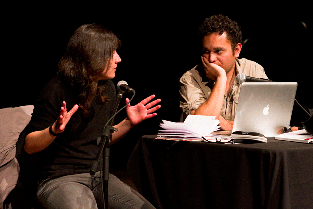 Marta Andreu y Jorge Caballero en el estudio de caso de "Nacer" durante el Workshop Documental | Sala Zavala Muniz | 25/7/2012.